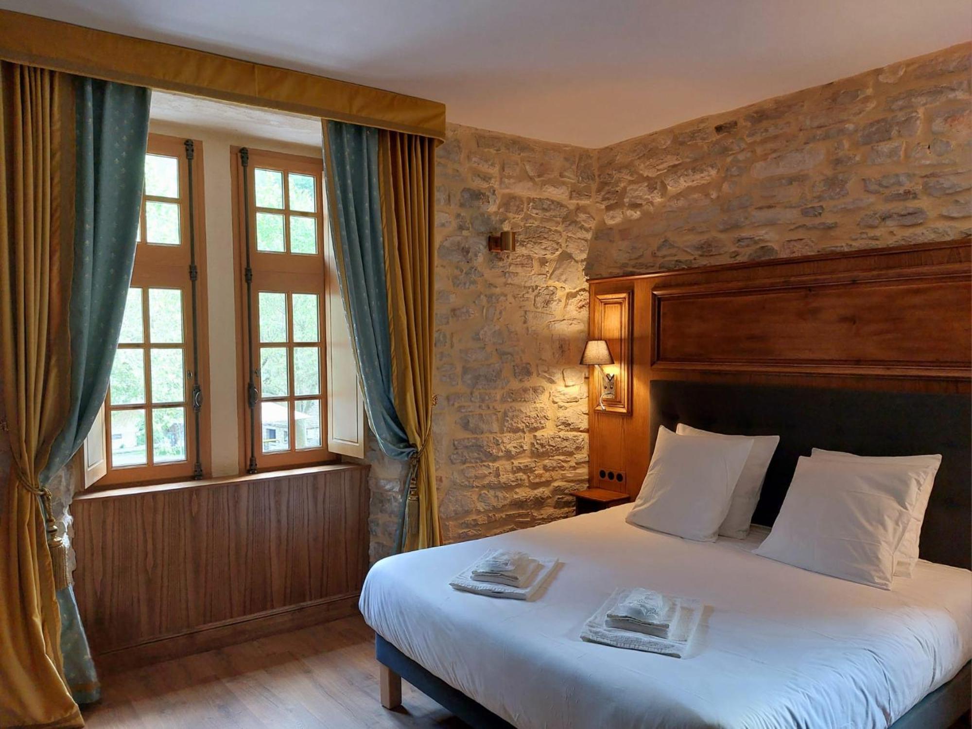 Hotel-Restaurant Le Manoir De Montesquiou Ла-Мален Экстерьер фото
