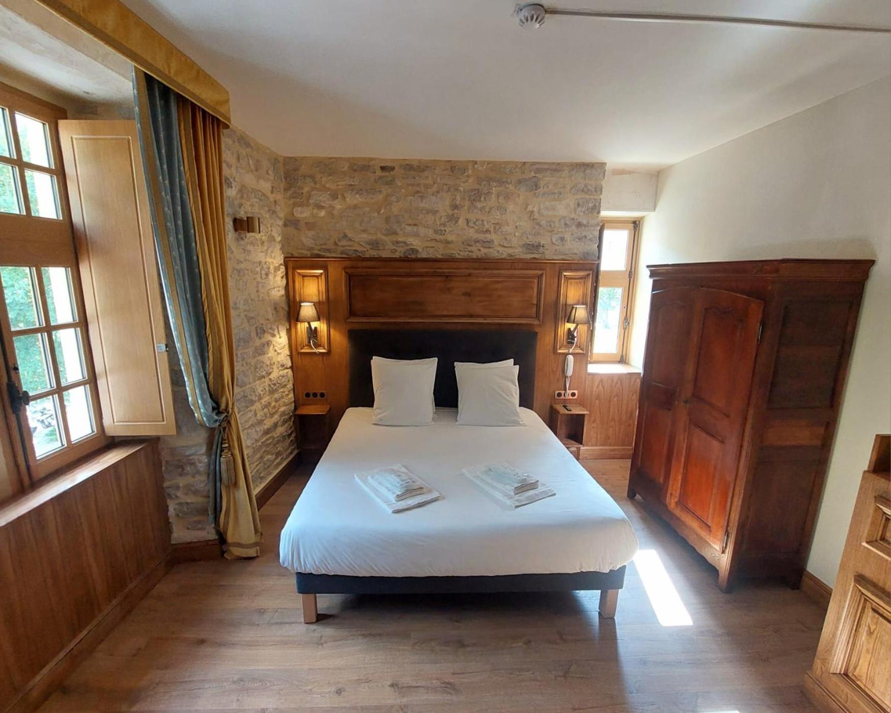 Hotel-Restaurant Le Manoir De Montesquiou Ла-Мален Экстерьер фото